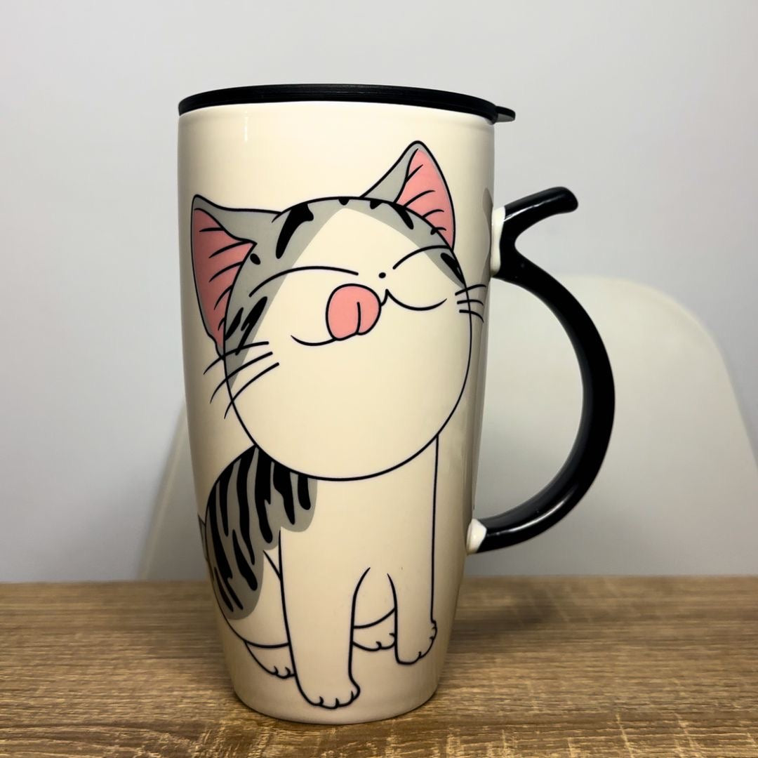 Taza con dibujo gatuno