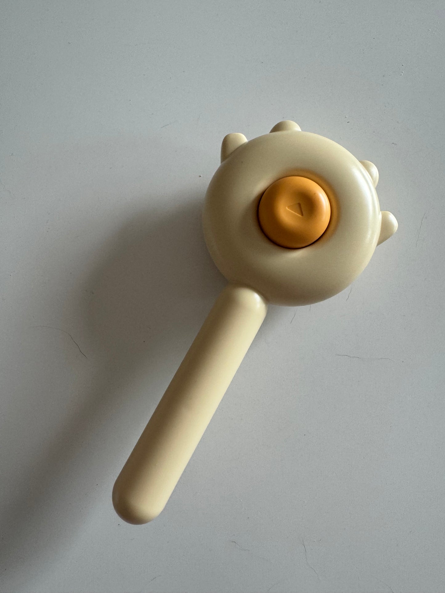 Cepillo de limpieza gatuna